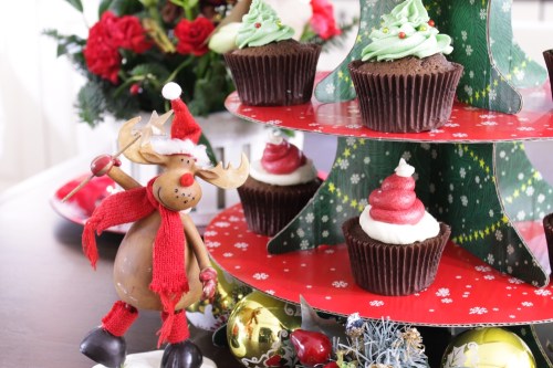 Photobombing reindeer. And cupcakes.