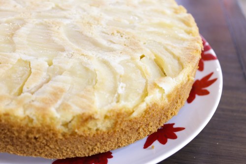 Apple cake with toffee sauce