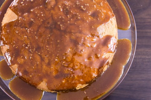 Apple cake with toffee sauce