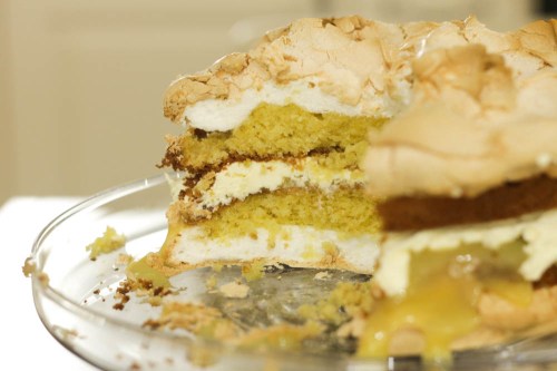 Lemon meringue cake
