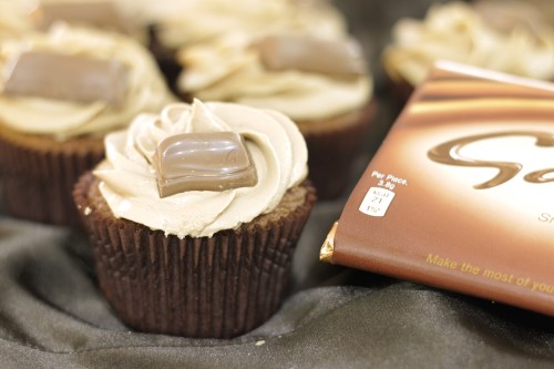 Galaxy chocolate cupcakes Galaxy chocolate cupcakes